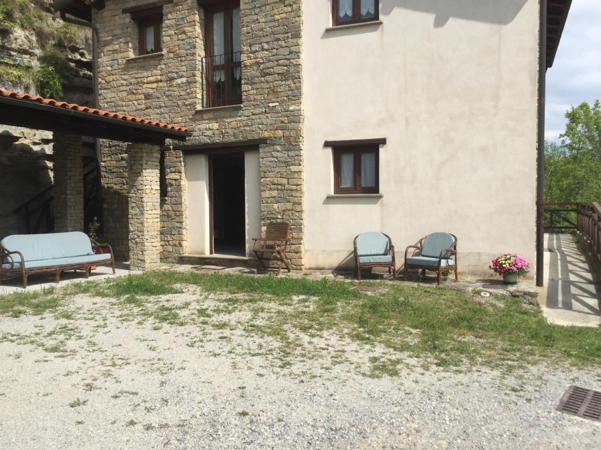 Residenza Cima Le Vigne Bed & Breakfast Millesimo Dış mekan fotoğraf